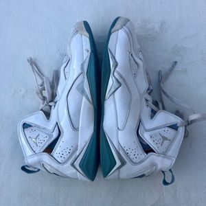 Air Jordan Sneakers True Flight Hightops Yellow Blue Y7